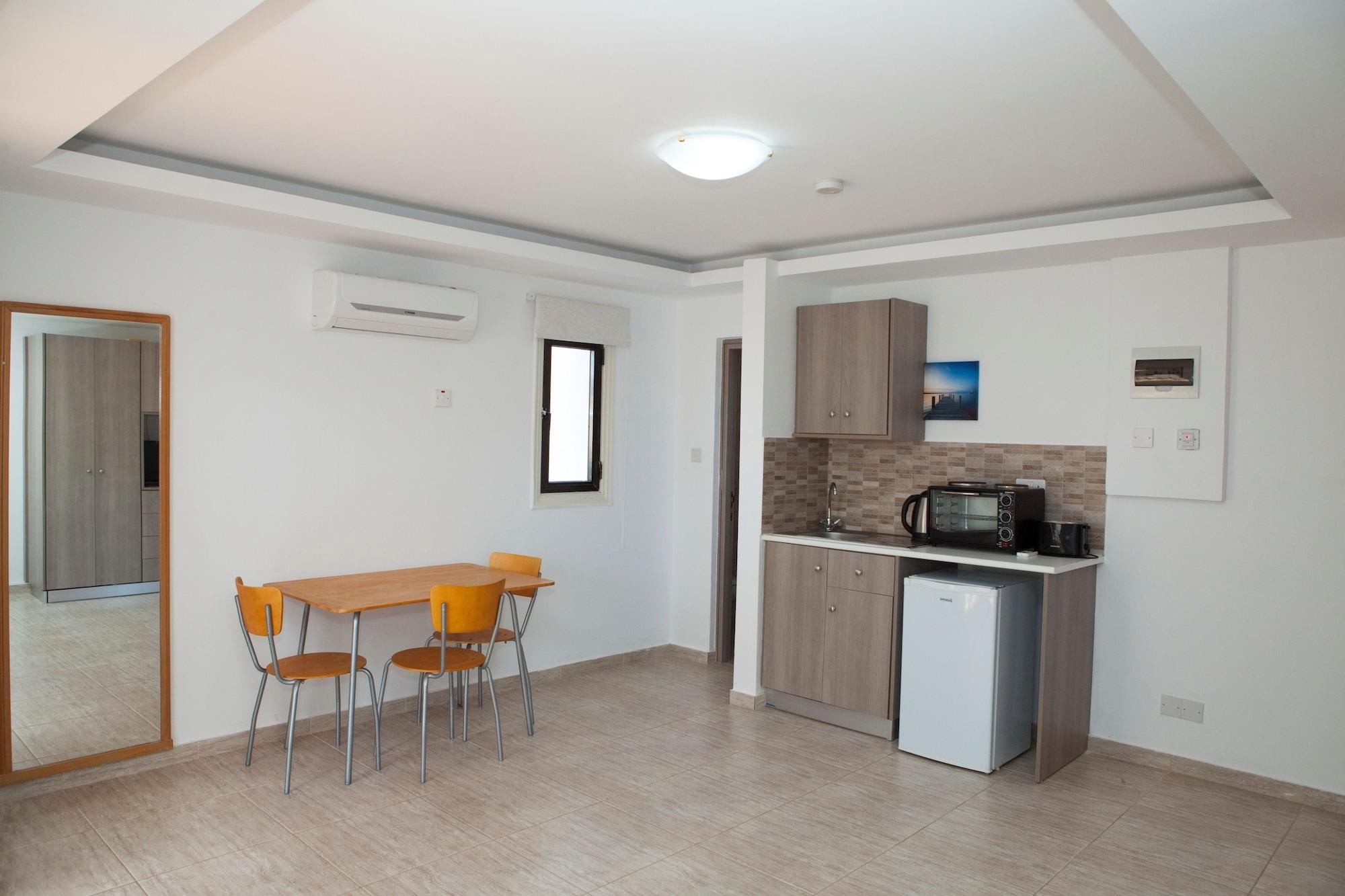 Alecos Hotel Apartments Paphos Esterno foto