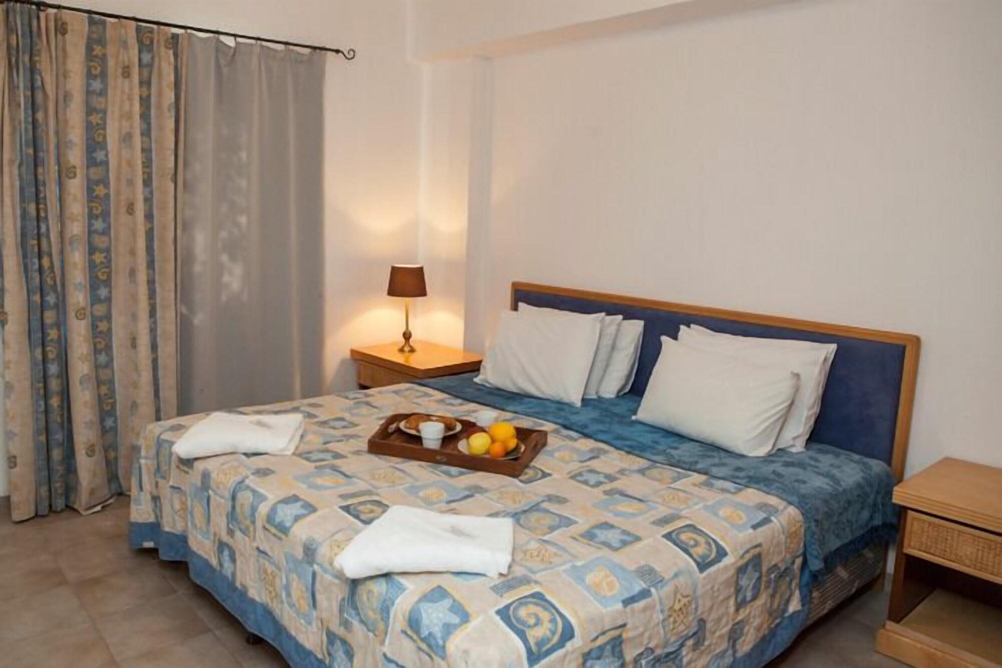 Alecos Hotel Apartments Paphos Esterno foto