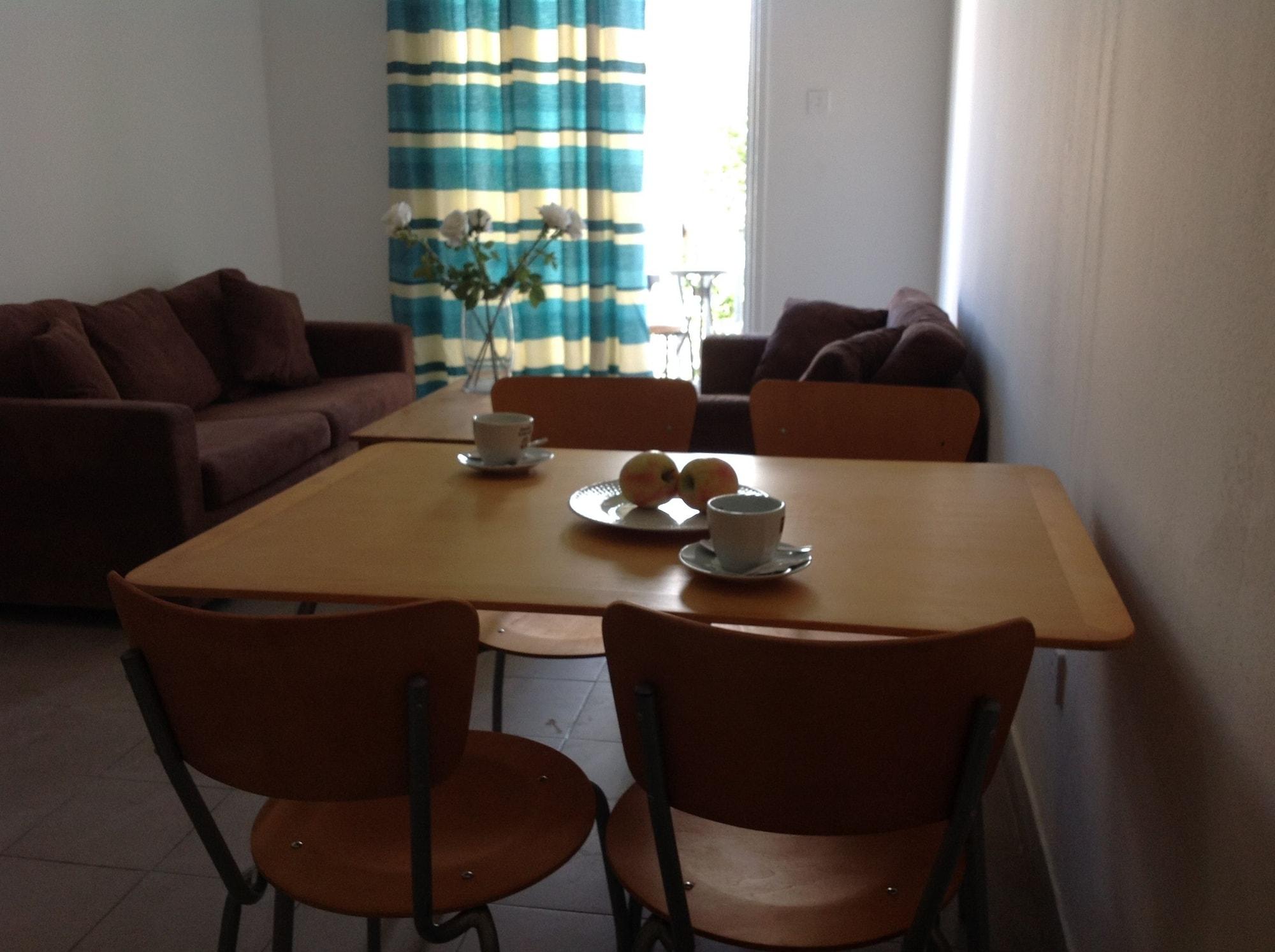 Alecos Hotel Apartments Paphos Esterno foto