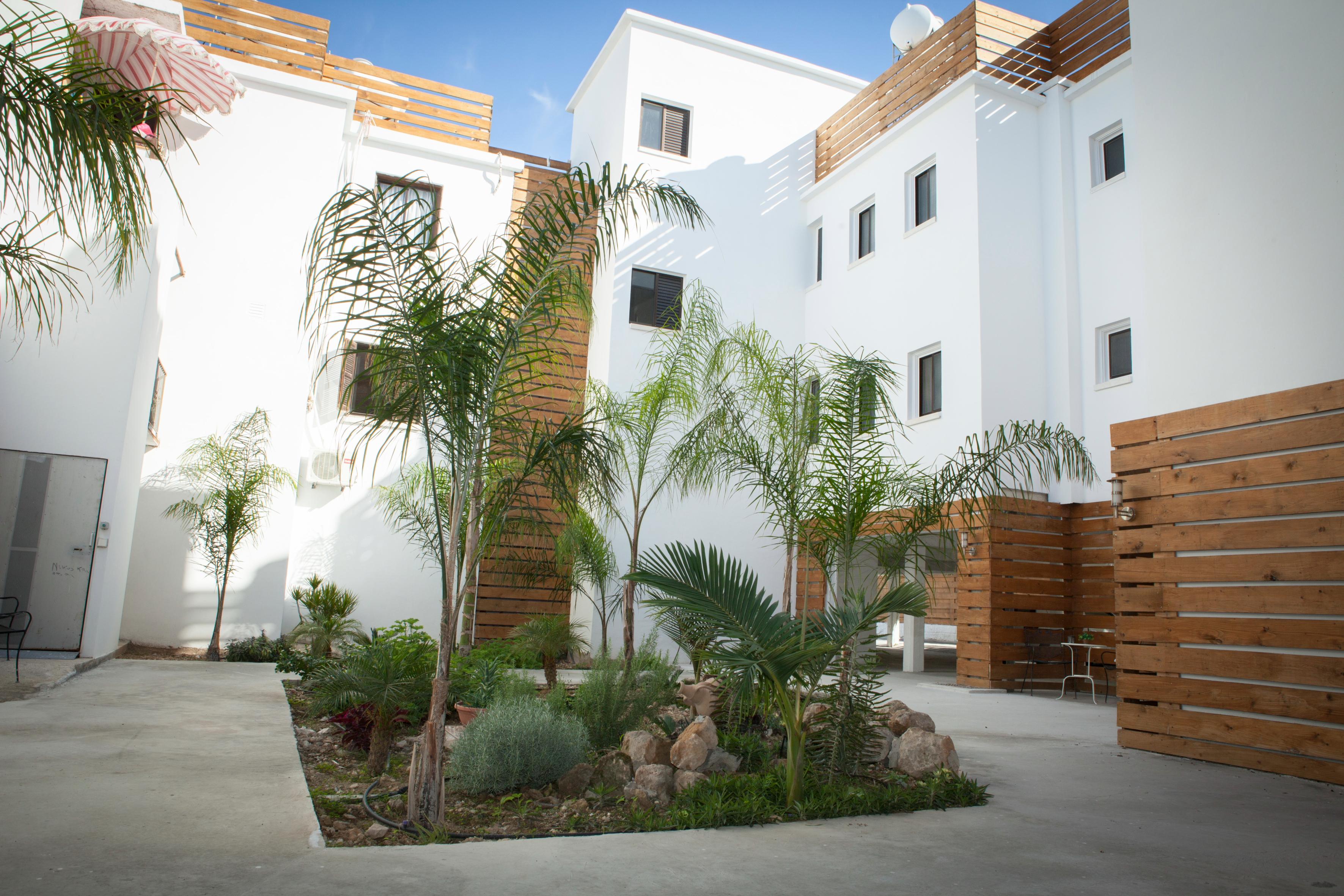 Alecos Hotel Apartments Paphos Esterno foto