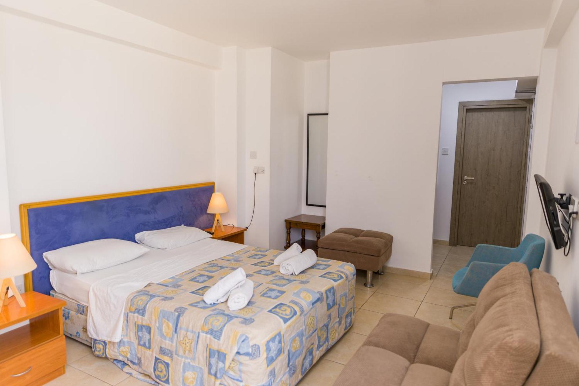 Alecos Hotel Apartments Paphos Esterno foto