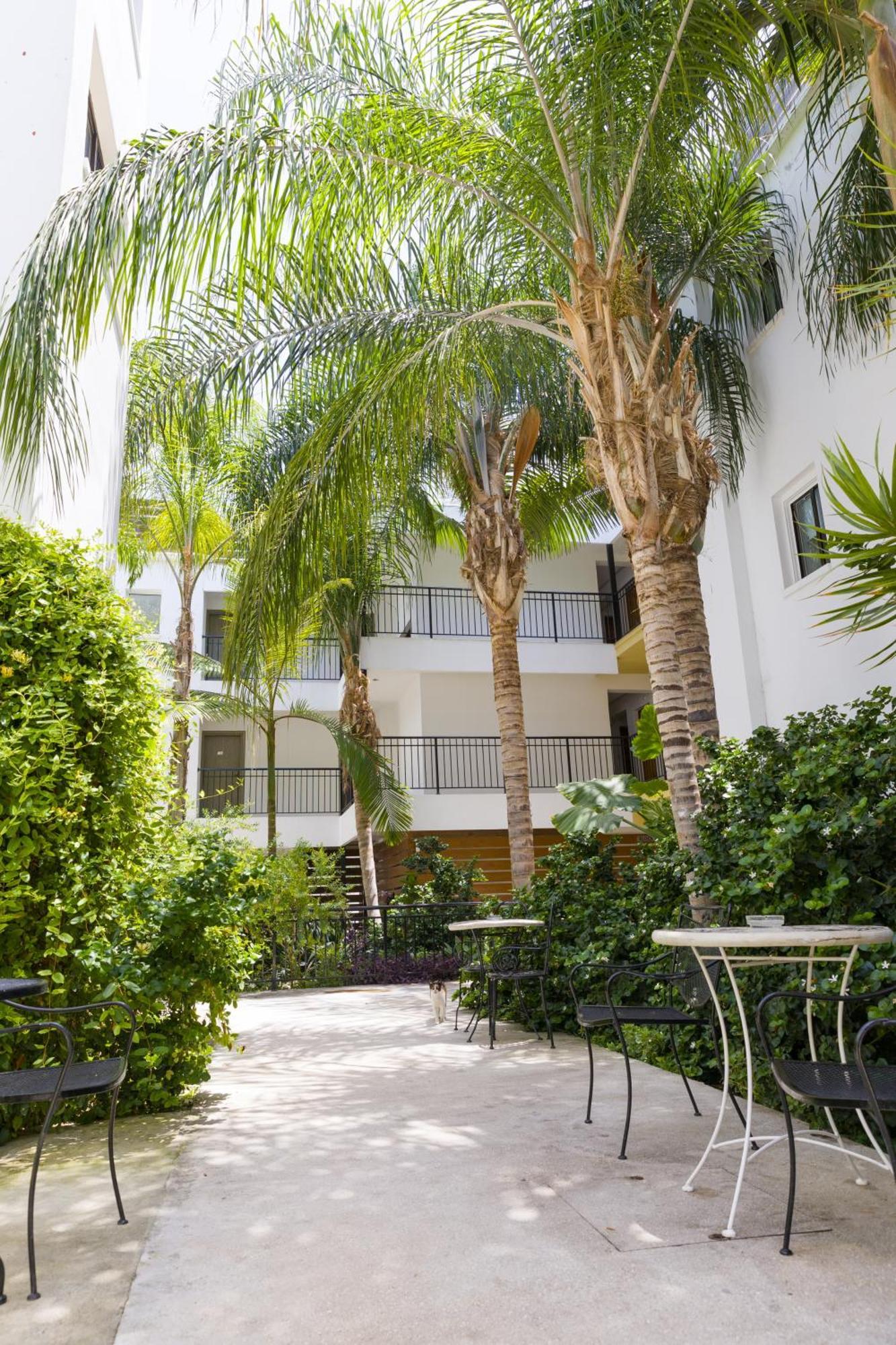 Alecos Hotel Apartments Paphos Esterno foto